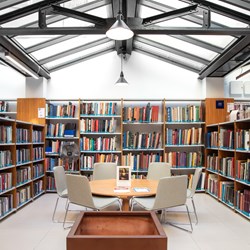 American University of Paris, France